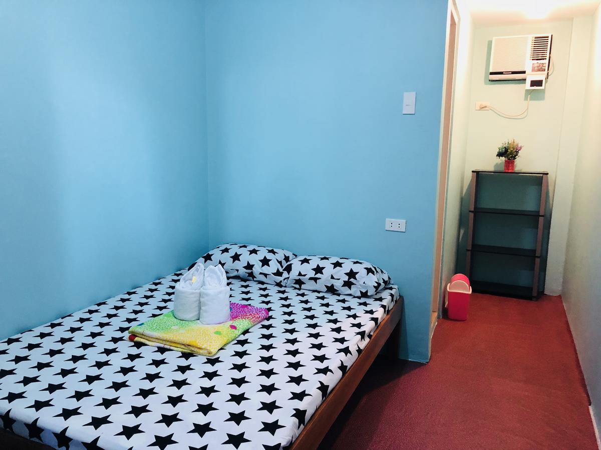 Colors Boutique Hostel Puerto Princesa Ngoại thất bức ảnh